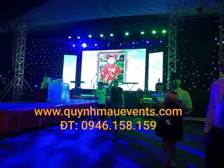 Sản xuất bán màn sao sân khấu